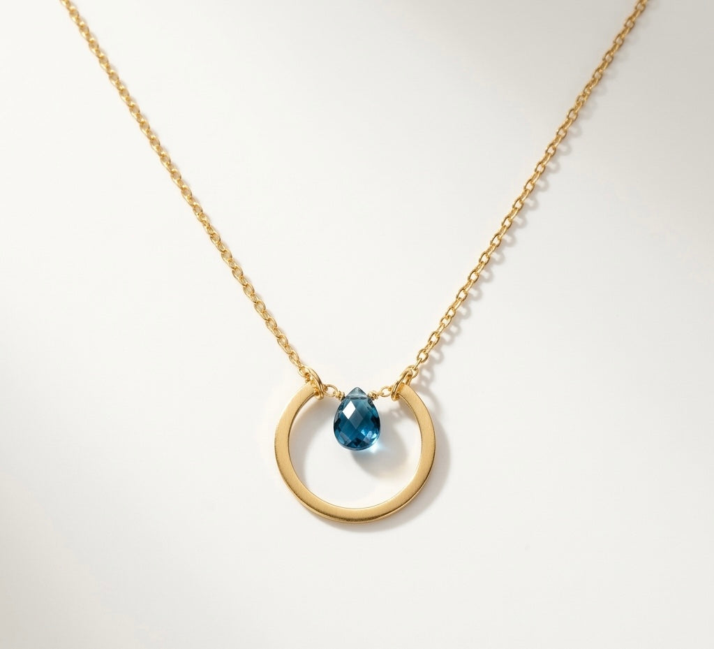 Moon drop Necklace