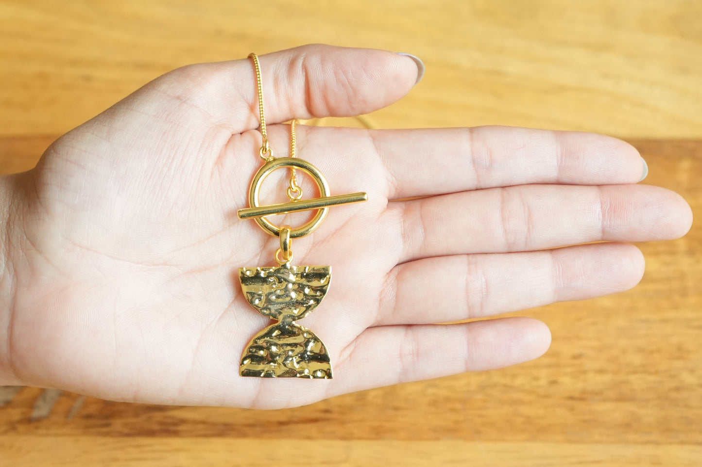 Dahlia Toggle Necklace