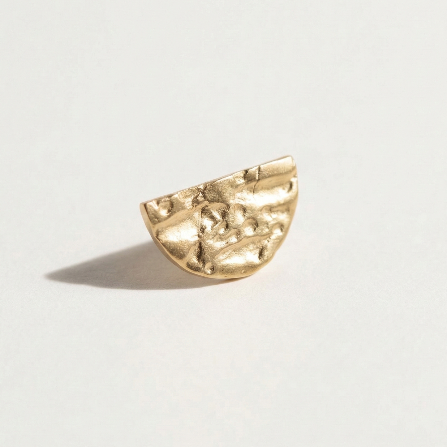 Gold texture brooch