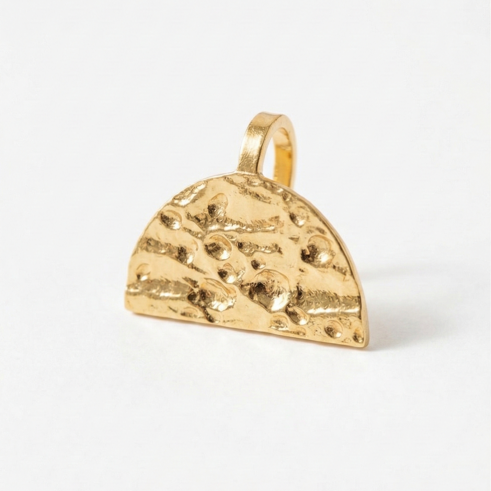 D textured gold earcuff