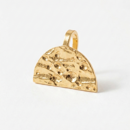 D textured gold earcuff