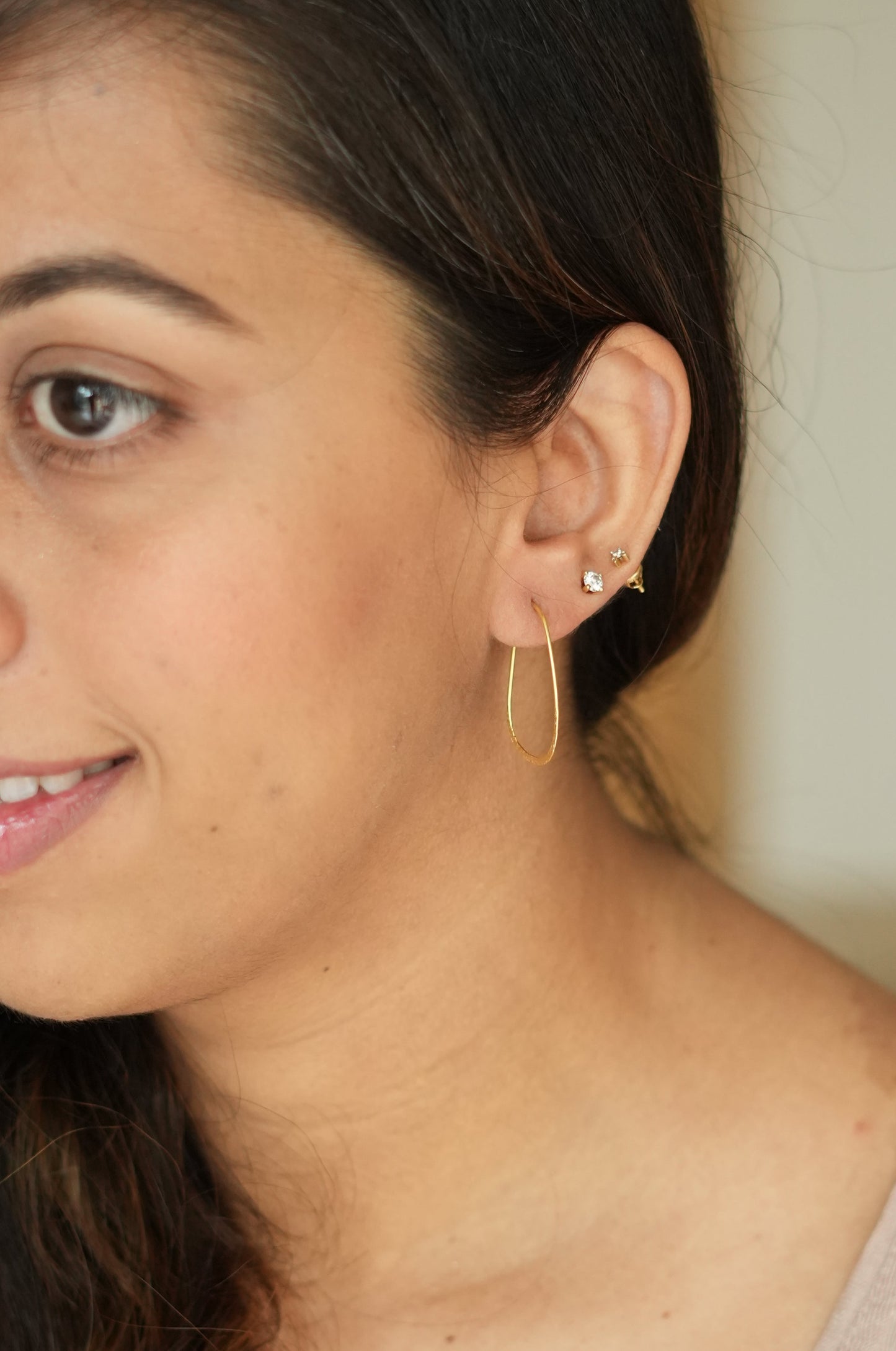 Elliptic Hoops