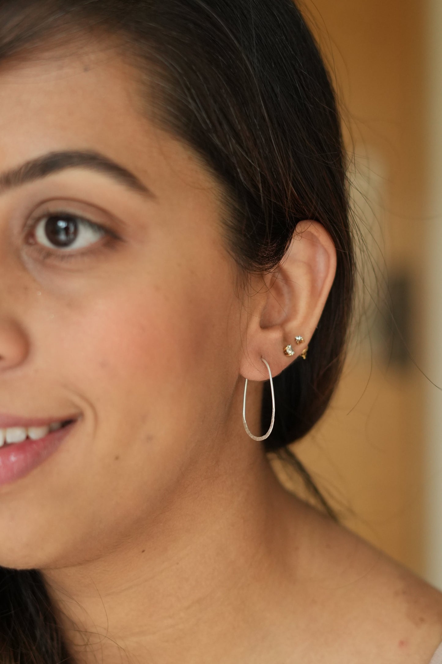 Elliptic Hoops