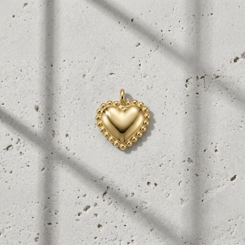 Amour Charm