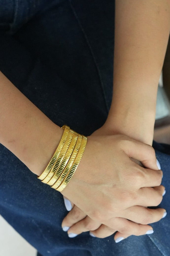 Laycee Bangles